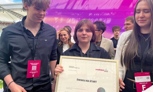 Srebrny Wilk "Świnka na Start"